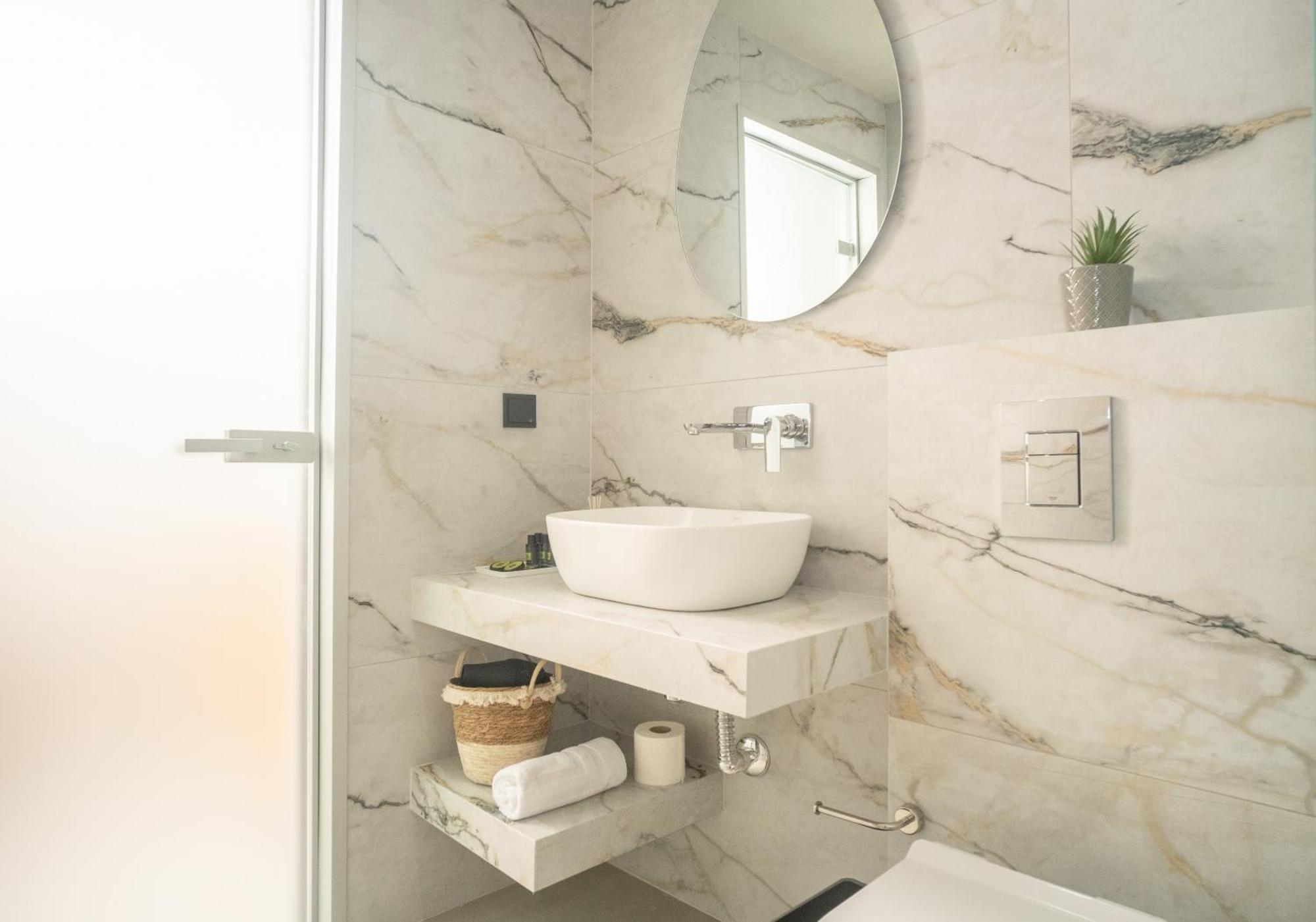 الشقق الفندقية Kallithea في  Luminous Luxury Living المظهر الخارجي الصورة