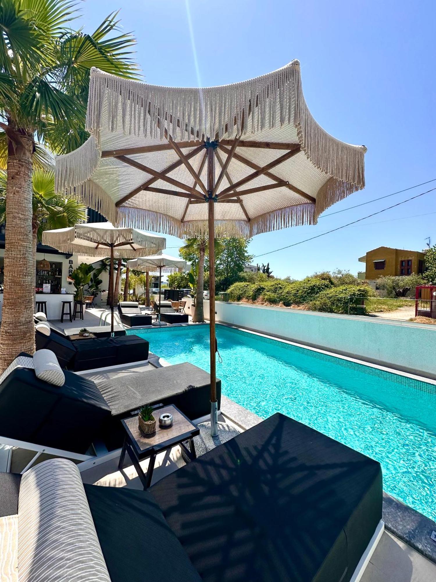 الشقق الفندقية Kallithea في  Luminous Luxury Living المظهر الخارجي الصورة
